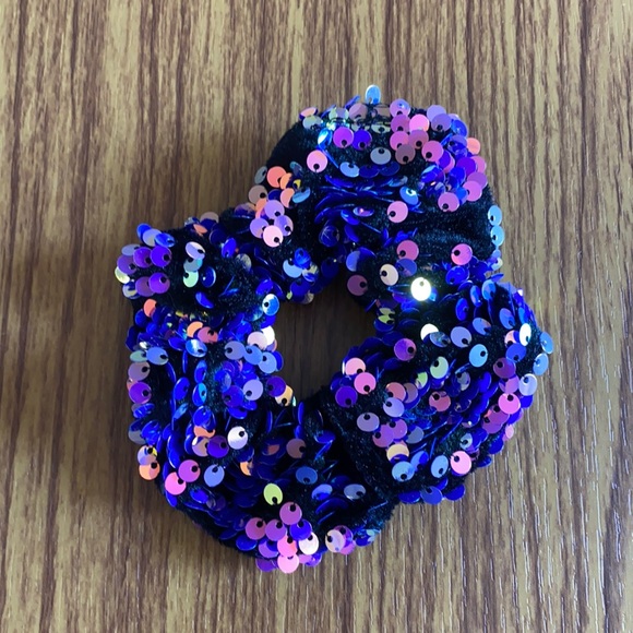 a new day Accessories - New Sequin Hair Scrunchy